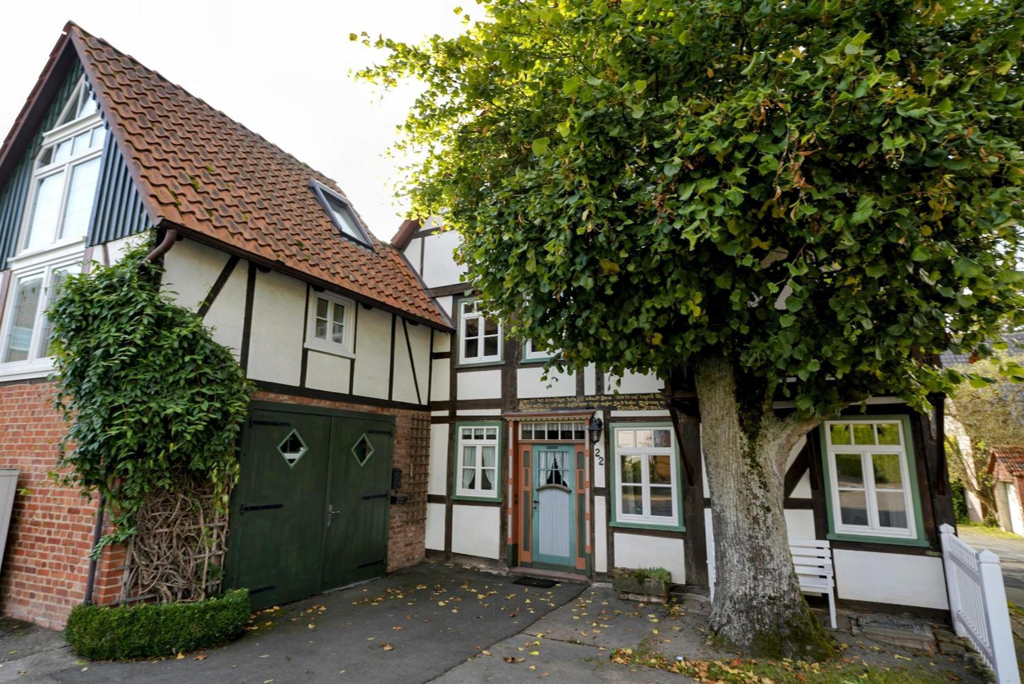 Ferienhaus Altes Wirtshaus Lügde Eksteriør bilde